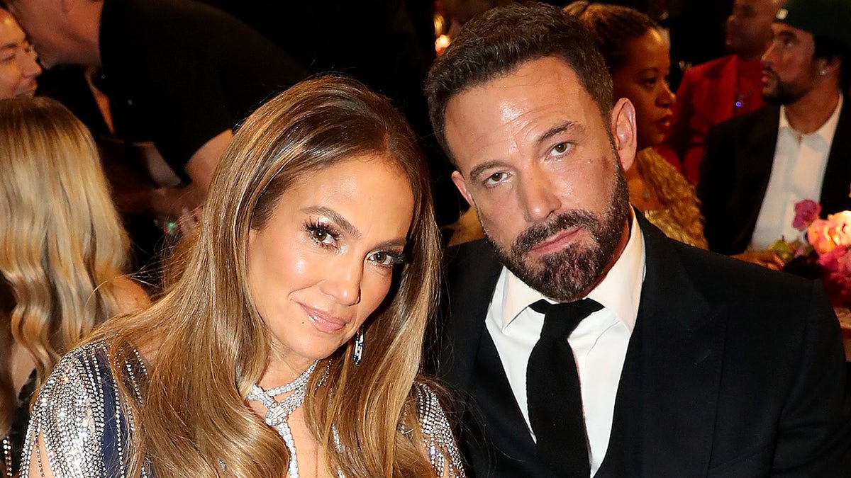 Jennifer Lopez and Ben Affleck Grammys