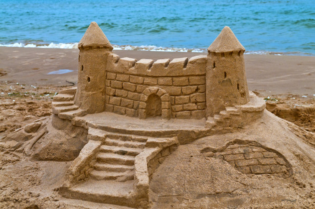 5 sand castle