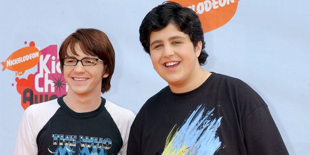 Drake and Josh from Nickelodean