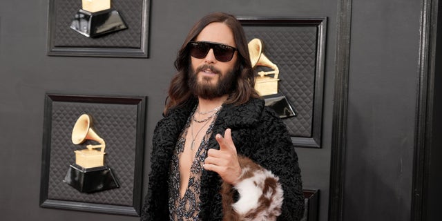 Jared Leto on grammys red carpet