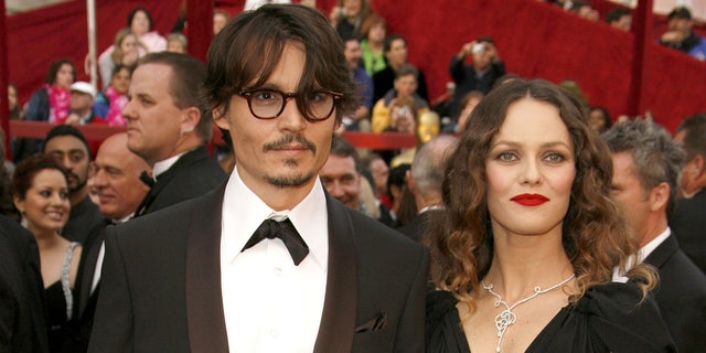 Johnny Depp and Vanessa Paradis at the Academy Awards in 2008