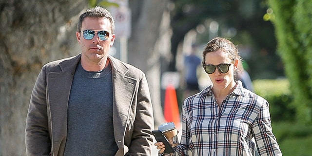  Ben Affleck and Jennifer Garner share three kids together; Violet, Seraphina and Samuel.